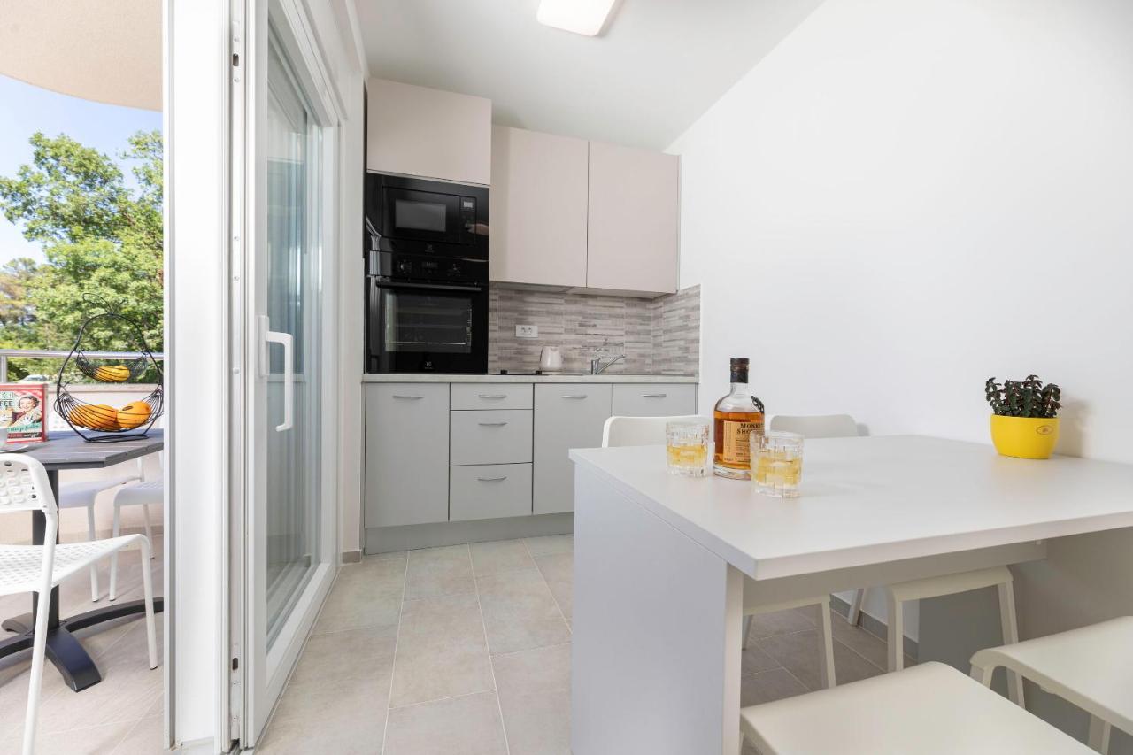 Sucic 2 Apartment