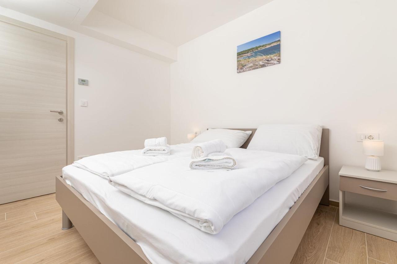 Sucic 2 Apartment